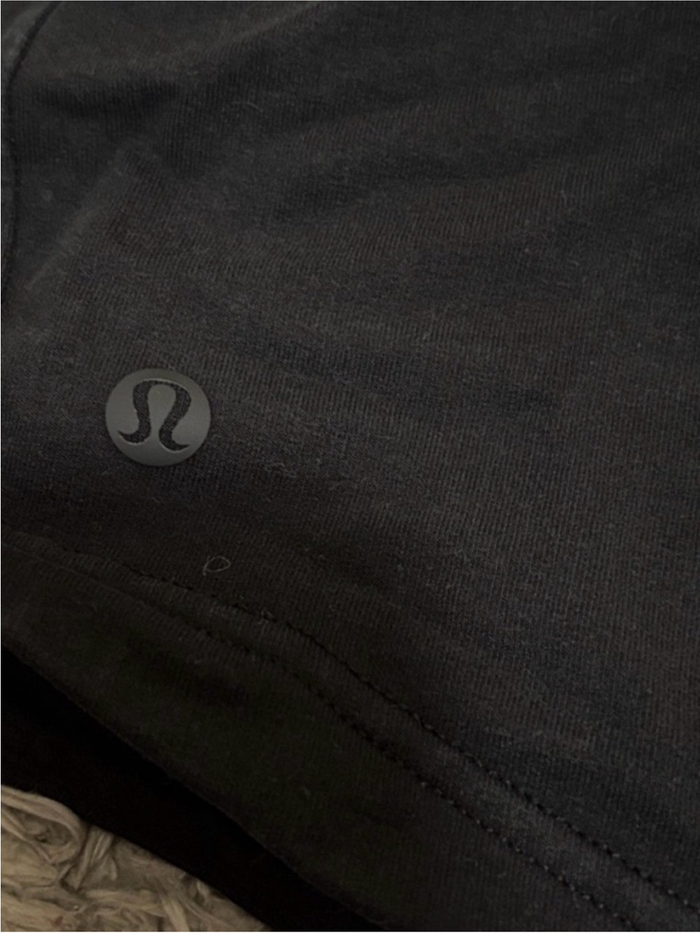 Lululemon shorts - Picture 3 of 4